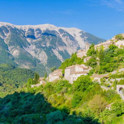 Setting out from Brantes, the northern side of the Ventoux