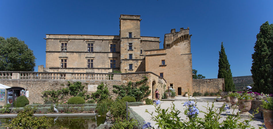 lourmarin-castel