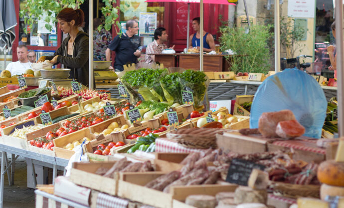 Isle sur la Sorgue market