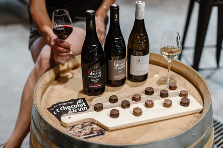 Journey to the land of cocoa & organic wine AOC Vacqueyras - Domaine Chant des Loups